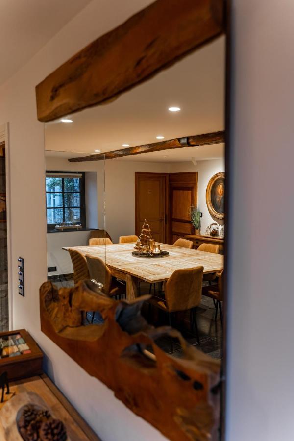 A La Source De Lavis Houyet Exterior photo